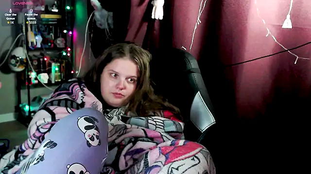 so cute777 online show from September 29, 8:35 pm