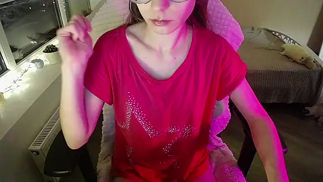 Snapshot of MissLinaDream chatting on May 25, 8:26 pm MissLinaDream online show from May 25, 8:26 pm