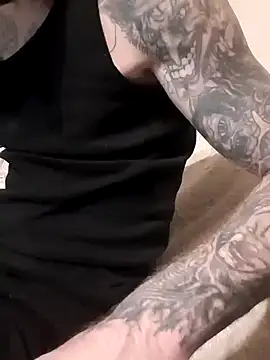 PIercingBoy38 online show from February 2, 6:42 pm