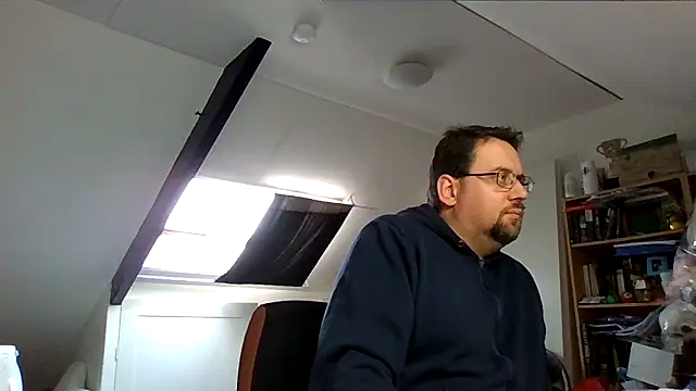 rdewaard81 online show from October 31, 10:27 am