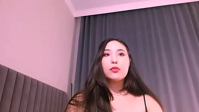 monabooty online show from January 30, 7:04 pm