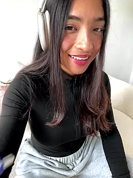 Bellafr online show from October 15, 9:20 am