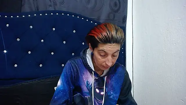 Snapshot of anyu1306 chatting on January 17, 5:00 am anyu1306 online show from January 17, 5:00 am