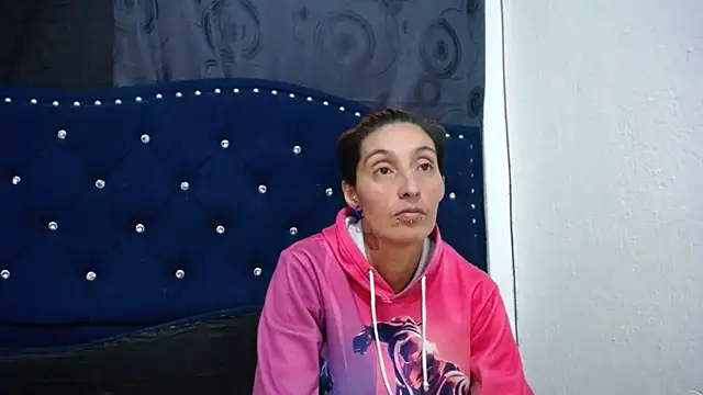 Snapshot of anyu1306 chatting on January 18, 11:21 am anyu1306 online show from January 18, 11:21 am