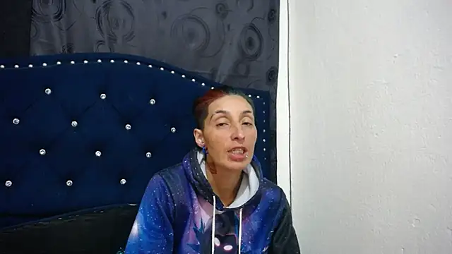 Snapshot of anyu1306 chatting on February 18, 4:58 am anyu1306 online show from February 18, 4:58 am