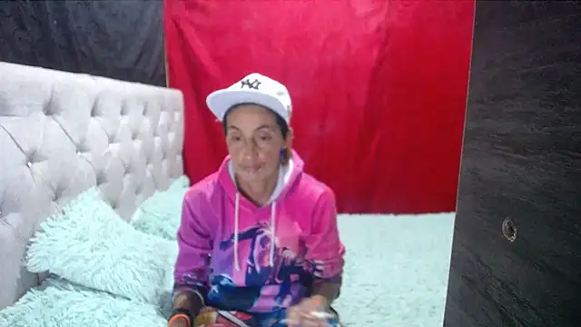 Snapshot of anyu1306 chatting on October 9, 10:41 pm anyu1306 online show from October 9, 10:41 pm