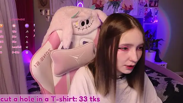 Evie Ro online show from April 12, 10:48 pm