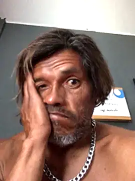 Snapshot of kvr27 chatting on December 20, 11:50 am kvr27 online show from December 20, 11:50 am