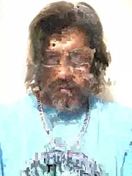 Snapshot of kvr27 chatting on February 6, 12:04 am kvr27 online show from February 6, 12:04 am