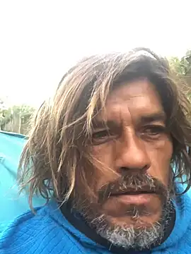 Snapshot of kvr27 chatting on February 8, 11:46 am kvr27 online show from February 8, 11:46 am