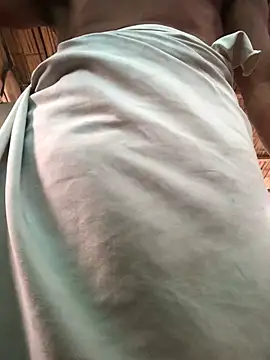 Snapshot of kvr27 chatting on February 15, 12:03 pm kvr27 online show from February 15, 12:03 pm