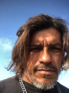 Snapshot of kvr27 chatting on February 25, 1:21 pm kvr27 online show from February 25, 1:21 pm