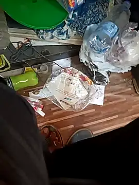 u wan me online show from October 24, 9:38 am