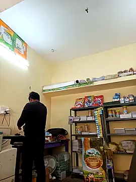 u wan me online show from November 11, 3:39 am