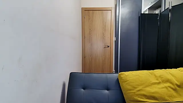 Snapshot of Lustylia chatting on January 6, 3:29 pm Lustylia online show from January 6, 3:29 pm