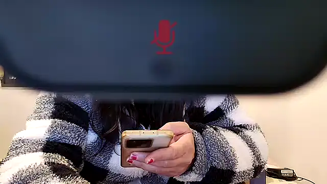 Snapshot of Lustylia chatting on February 8, 12:06 pm Lustylia online show from February 8, 12:06 pm