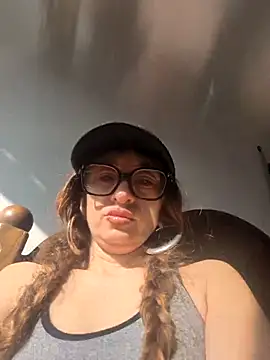 xgabyenlalunax online show from February 28, 4:20 pm