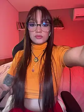 DaniDusan  online show from February 28, 7:37 pm