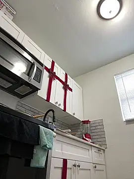 Ash satisfying orgasm online show from January 10, 8:15 pm