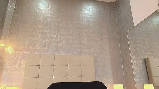 Baby Venuss online show from January 11, 6:45 am