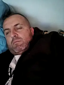 Snapshot of andres1925 chatting on March 2, 1:18 pm andres1925 online show from March 2, 1:18 pm