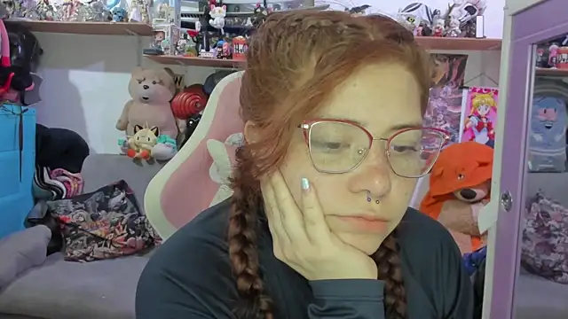 soficammy online show from April 12, 9:20 pm