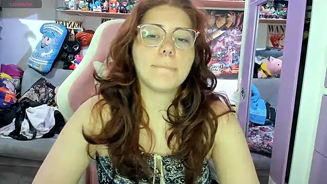Snapshot of soficammy chatting on May 3, 9:43 pm soficammy online show from May 3, 9:43 pm