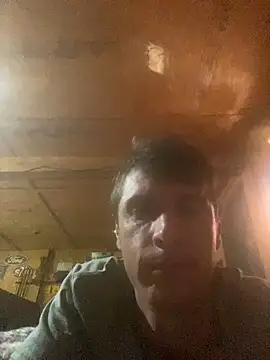 Snapshot of DillPie chatting on September 12, 7:58 pm DillPie online show from September 12, 7:58 pm