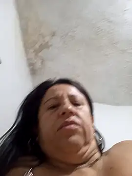 Snapshot of valeriapinter chatting on May 2, 11:04 am valeriapinter online show from May 2, 11:04 am