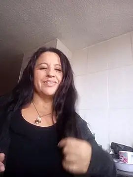 Snapshot of valeriapinter chatting on July 3, 12:33 pm valeriapinter online show from July 3, 12:33 pm
