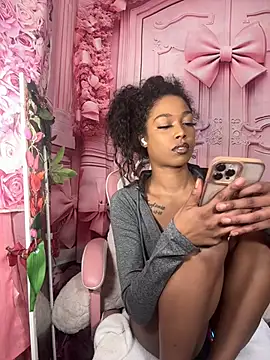 mismialove online show from January 9, 7:22 am