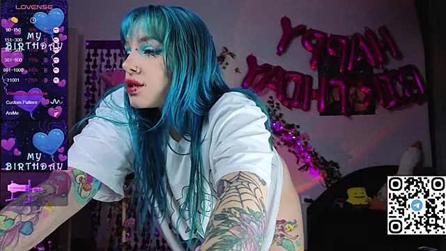 Snapshot of Silvia_Santorskii chatting on September 28, 9:25 am Silvia Santorskii online show from September 28, 9:25 am