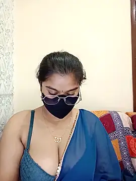 Snapshot of Jasmine_jaaan chatting on June 12, 4:33 am Jasmine jaaan online show from June 12, 4:33 am