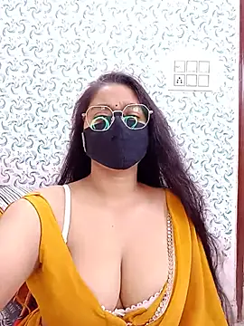Snapshot of Jasmine_jaaan chatting on July 13, 4:37 am Jasmine jaaan online show from July 13, 4:37 am